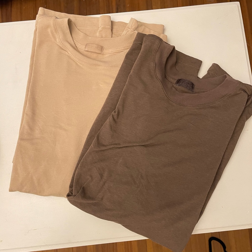 SKIMS Bundle - Two Boyfriend T-Shirts!!!!